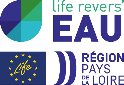 This logo is the Life Revers'eau logo, a drop of water. There is the Pays de la Loire Region's logo, and the Life flag