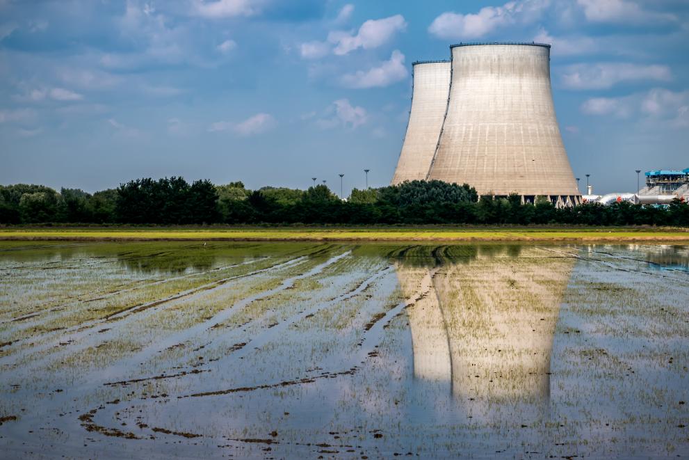 A large electric central around in the rice fields near Trino Vercellese also known for the presence of one of the few Italian nuclear power plants. Modern man can no longer live without both. 